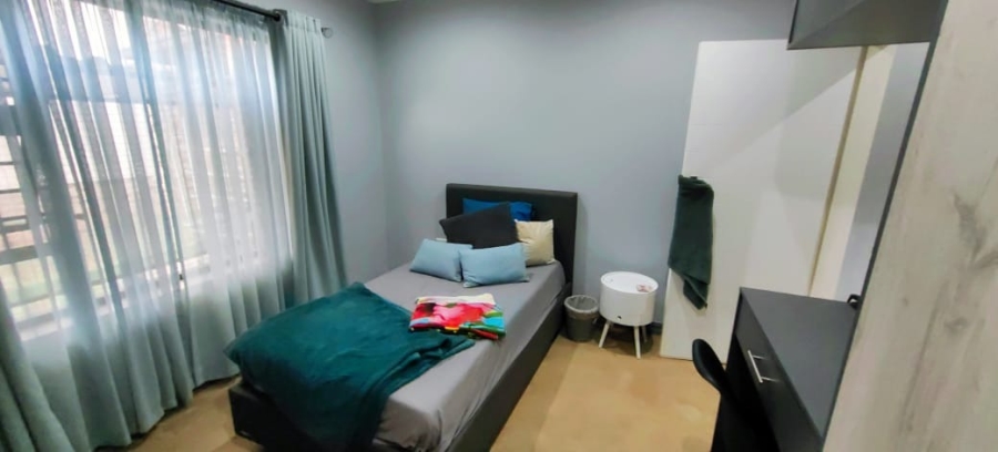 3 Bedroom Property for Sale in Van Der Hoff Park North West